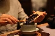 茶艺的发展历程：从煮茶、煎茶到泡茶